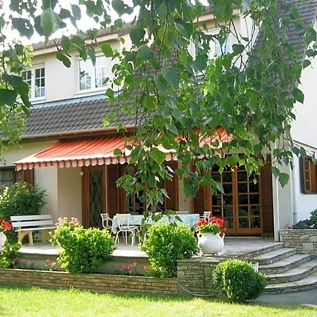 La Rachere 3* Vayres-sur-Essonne